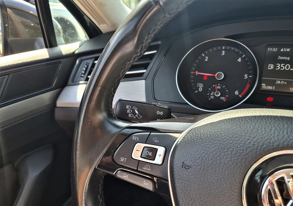 Volkswagen Passat cena 55900 przebieg: 192800, rok produkcji 2017 z Rybnik małe 106